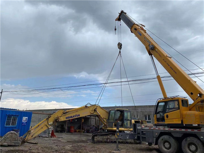 冕宁县25吨吊车的工作半径是多少？